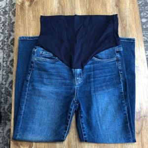 Barely worn dark wash skinny maternity jeans